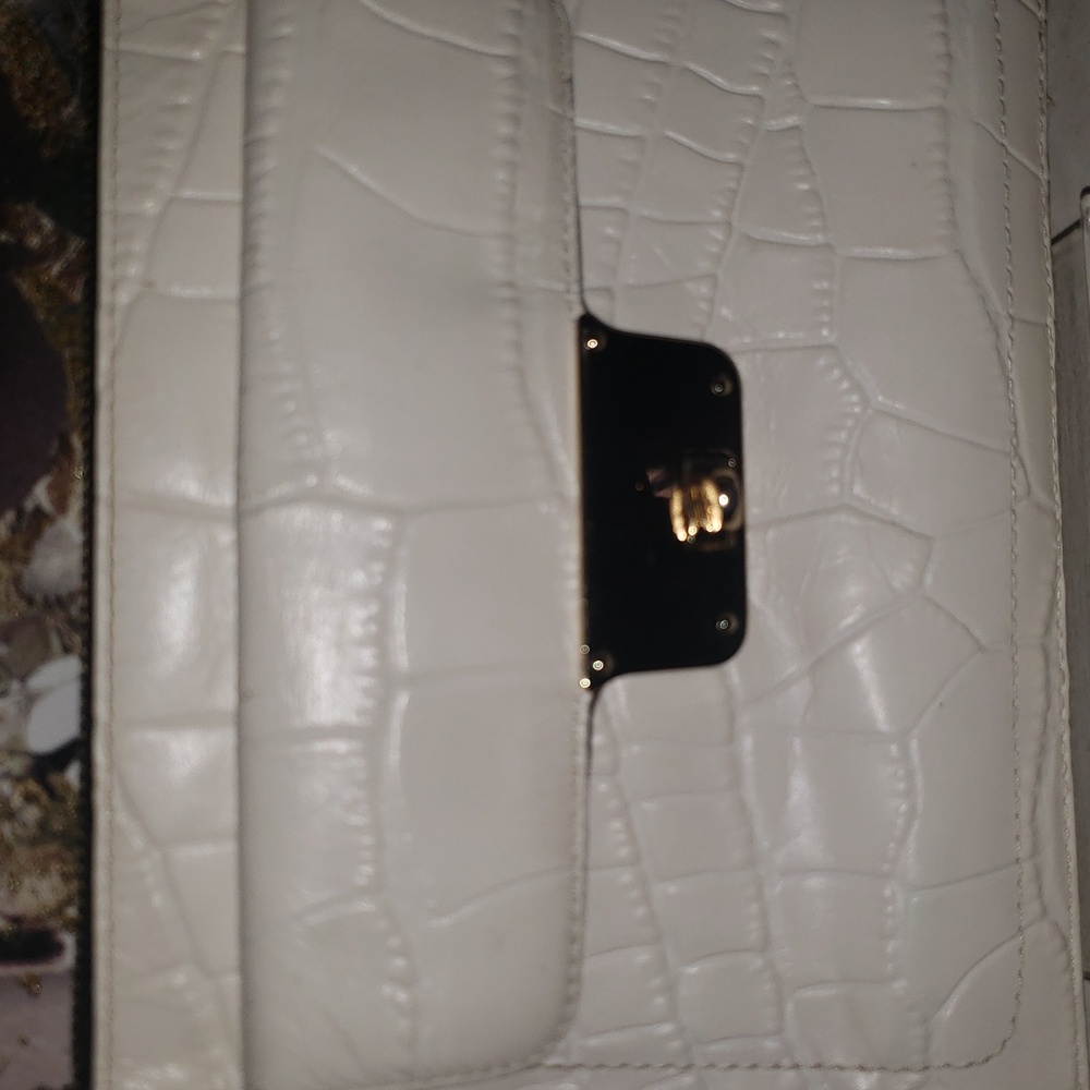 Milly Embossed Cream Lambskin Bag - Picture 2 of 10